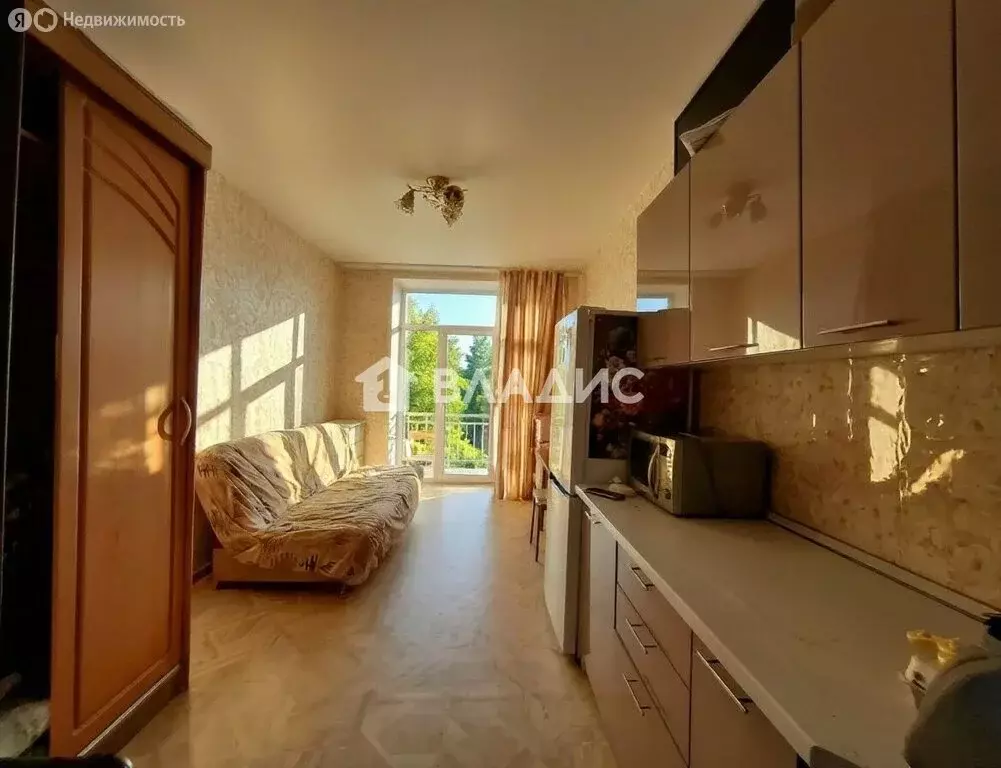 1к в 4-комнатной квартире (13.7 м) - Фото 2