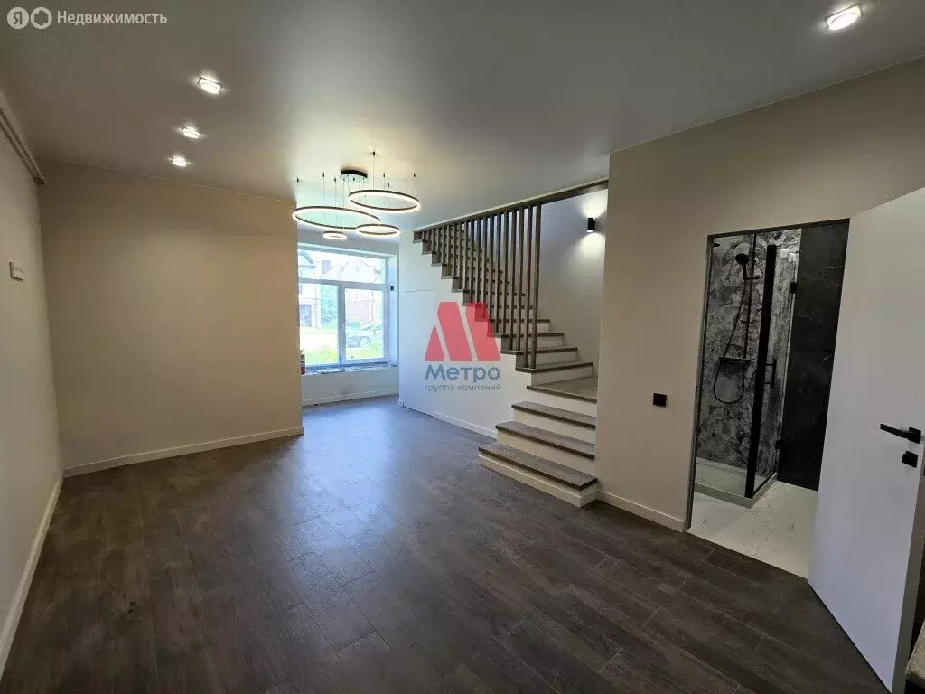 3-комнатная квартира: Ярославль, посёлок Тверицы, улица Стопани, 6А ... - Фото 1