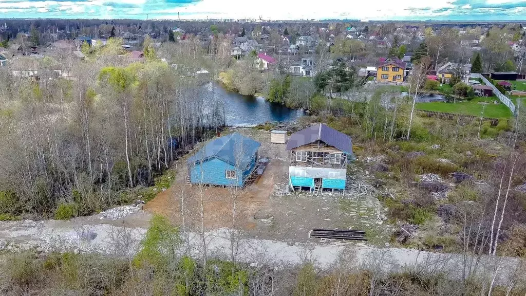 Участок в Ленинградская область, Тосненский район, Красный Бор пгт ул. ... - Фото 1