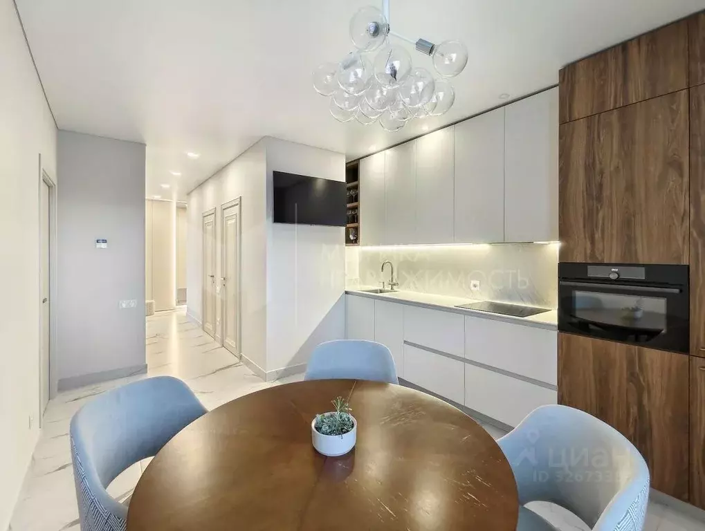 3-к кв. Тюменская область, Тюмень Новгородская ул., 3 (70.0 м) - Фото 1