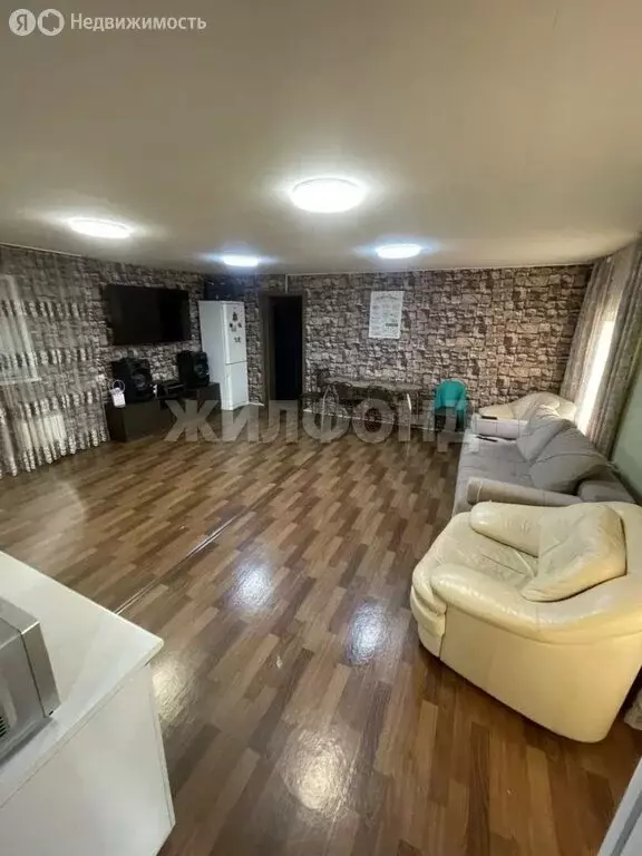 Дом в Новосибирск, улица Гайдара (101 м) - Фото 1