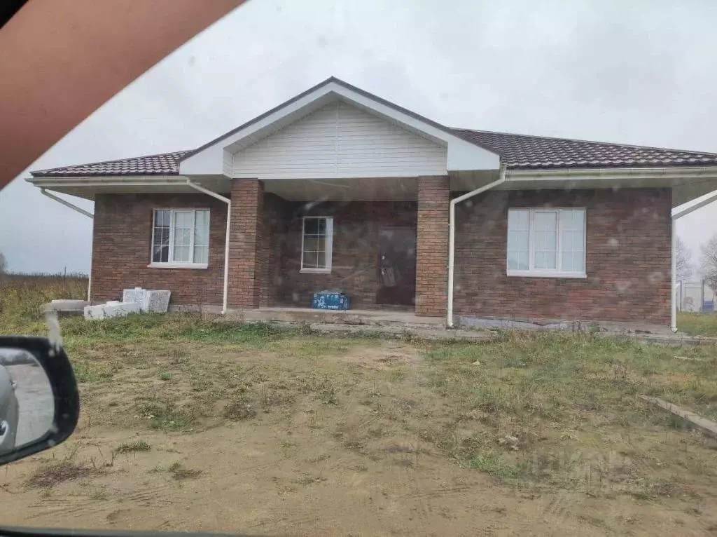 Дом в Смоленская область, Смоленский муниципальный округ, д. Лубня ул. ... - Фото 1