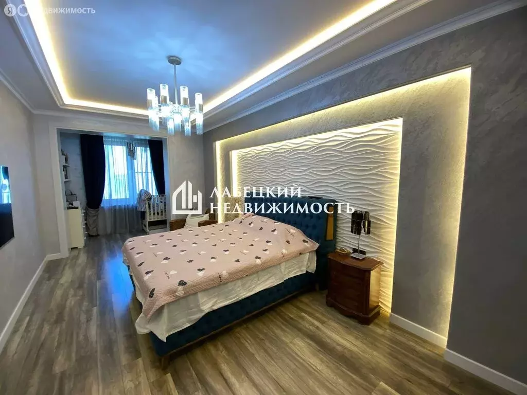 3-комнатная квартира: Махачкала, улица Каммаева, 15В (117.2 м) - Фото 1