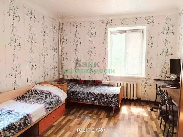 Комната 17,5 м в 3-к., 1/3 эт. - Фото 0