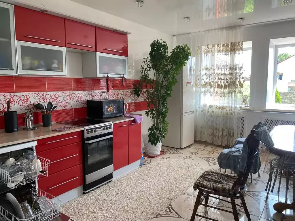 Дом в Алтайский край, Яровое ул. Верещагина, 73 (160 м) - Фото 1