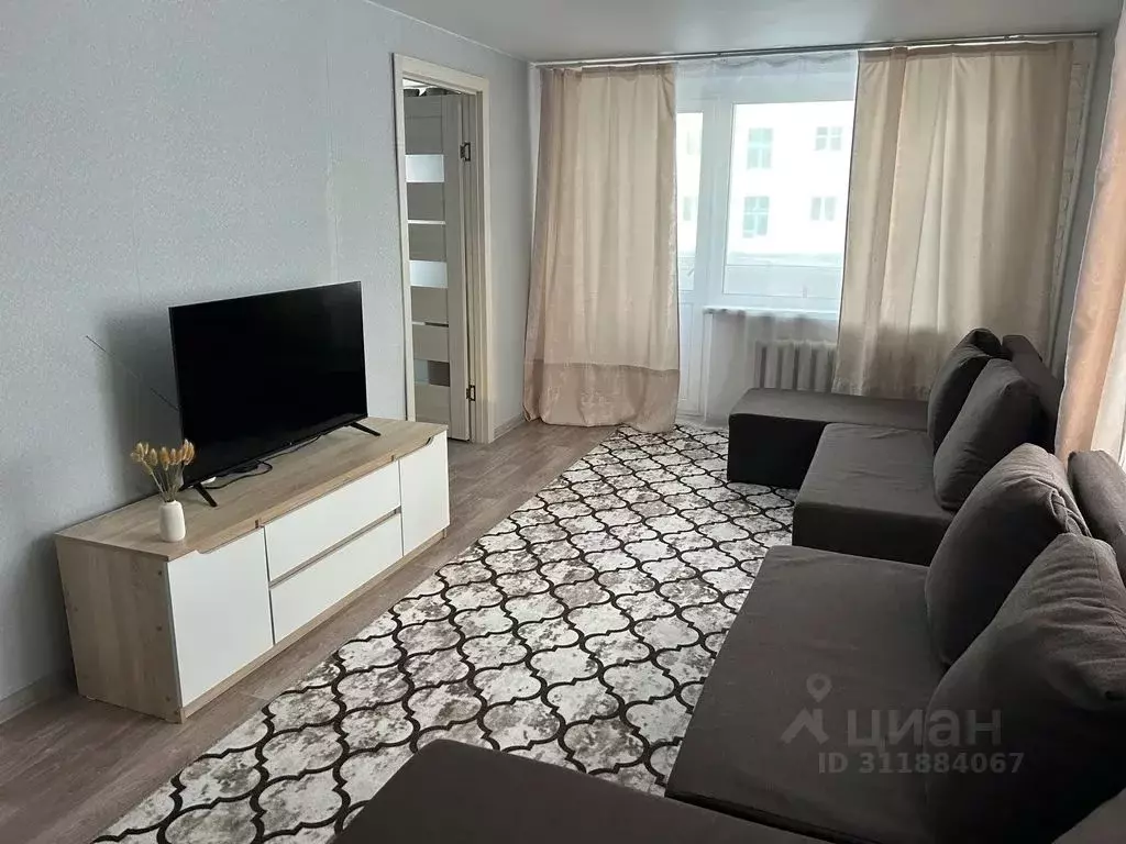 2-к кв. Пермский край, Губаха ул. Радищева, 3 (50.0 м) - Фото 1