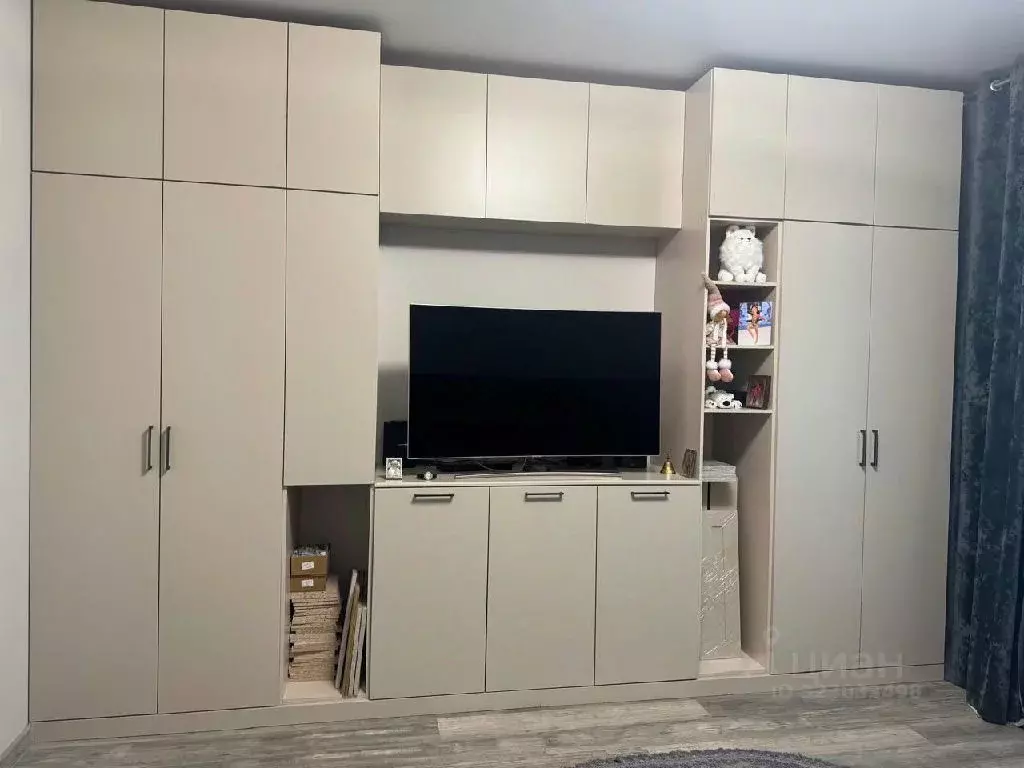 Продается 3-комнатная квартира - Фото 1