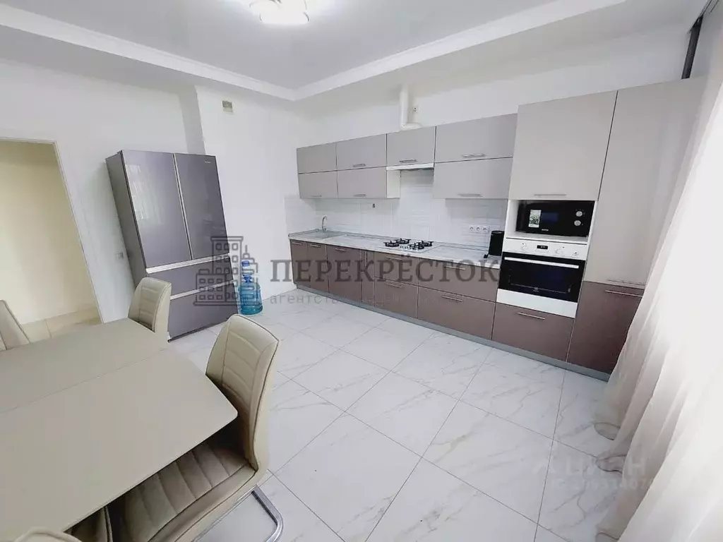 3-к кв. Калужская область, Калуга Николо-Козинская ул., 52 (90.0 м) - Фото 0