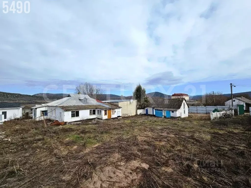 Участок в Севастополь с. Резервное, ул. Арсланова, 2 (15.4 сот.) - Фото 2