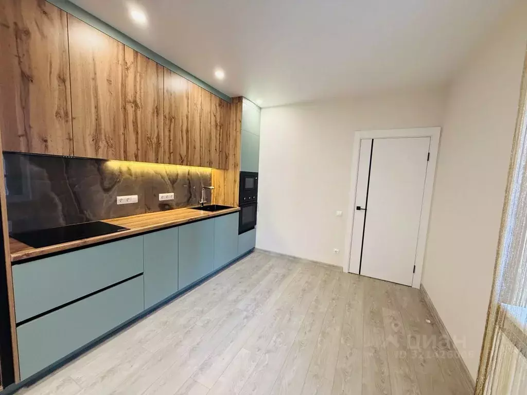 3-к кв. Санкт-Петербург Черниговская ул., 17 (95.6 м) - Фото 1