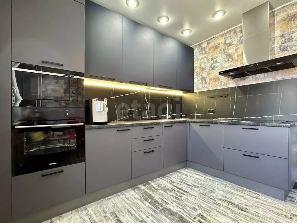 3-к кв. Московская область, Солнечногорск городской округ, Голубое пгт ... - Фото 1