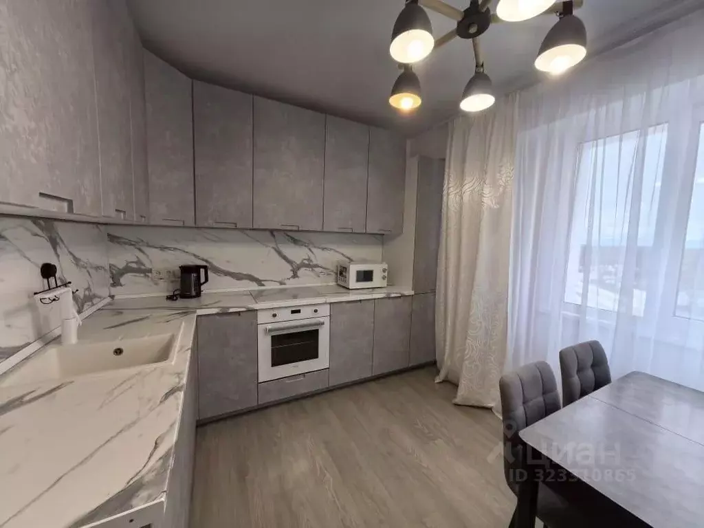 3-к кв. Московская область, Солнечногорск городской округ, Голубое пгт ... - Фото 2