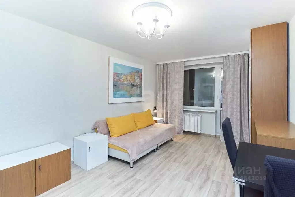 1-к кв. Тюменская область, Тюмень ул. Республики, 90 (33.2 м) - Фото 0