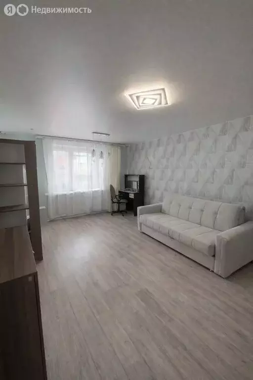 2-комнатная квартира: Соликамск, улица Розы Люксембург, 16 (40.2 м) - Фото 2