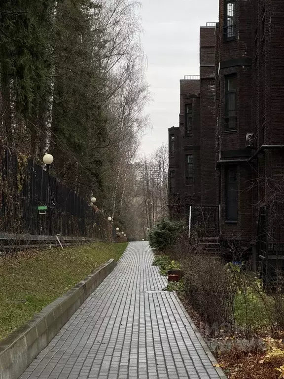 4-к кв. Московская область, Мытищи городской округ, пос. Нагорное ш. ... - Фото 1