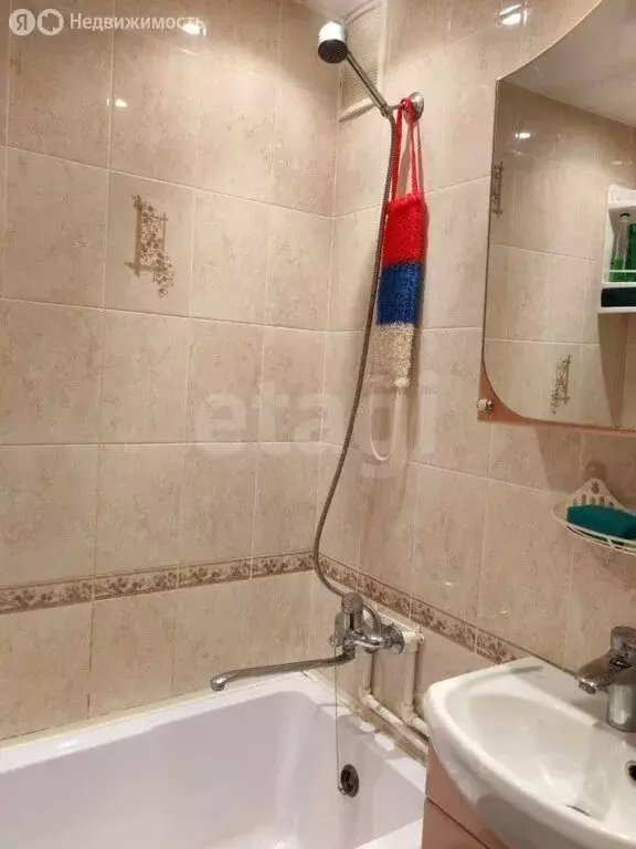 2-комнатная квартира: Медное, Совхозная улица, 5 (47 м) - Фото 1