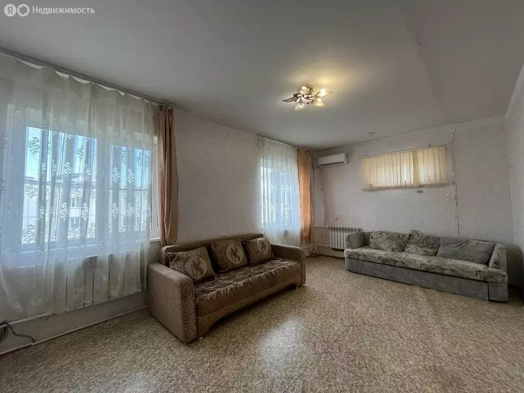 1-комнатная квартира: Астрахань, Белгородская улица, 1 (52.6 м) - Фото 2