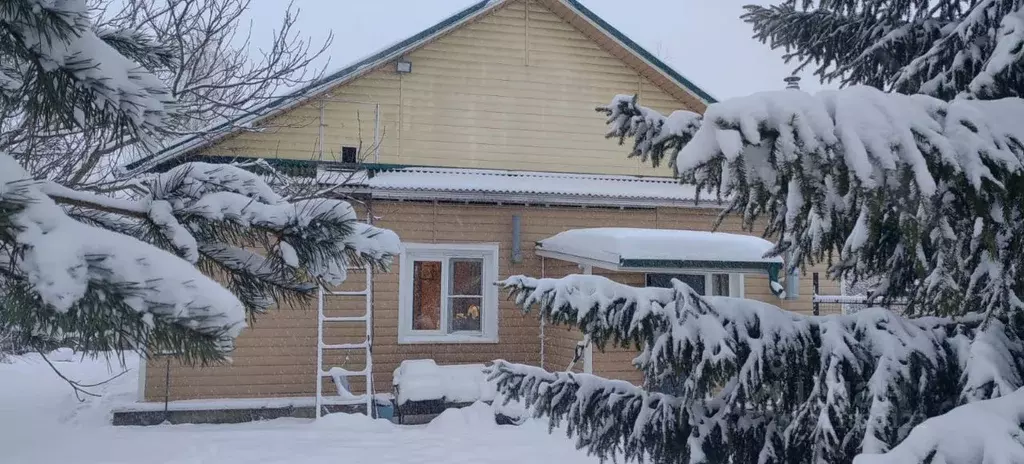 Дом в Смоленская область, Вязьма пер. Устинкин, 14 (100 м) - Фото 0