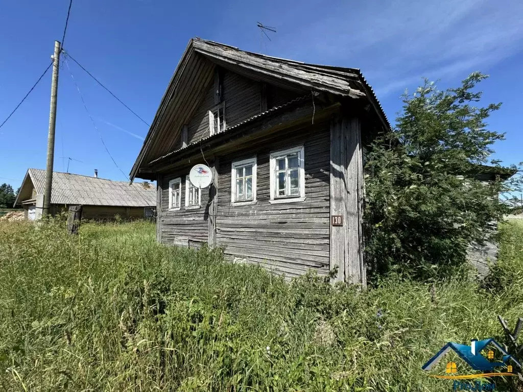 Дом в Карелия, Олонецкий район, д. Тукса ул. Центральная, 130 (85 м) - Фото 1