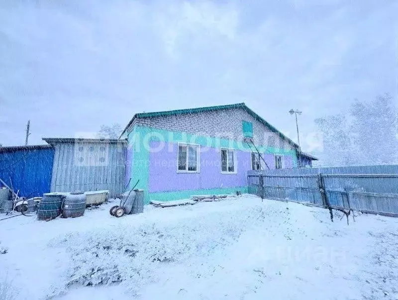 Дом в Амурская область, Серышевский муниципальный округ, с. Паруновка ... - Фото 1