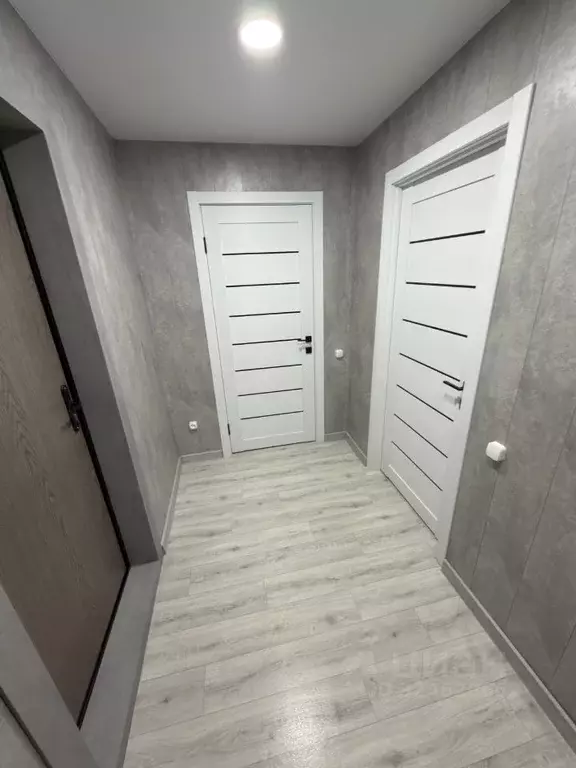 2-к кв. Самарская область, Тольятти Приморский бул., 27 (49.5 м) - Фото 1