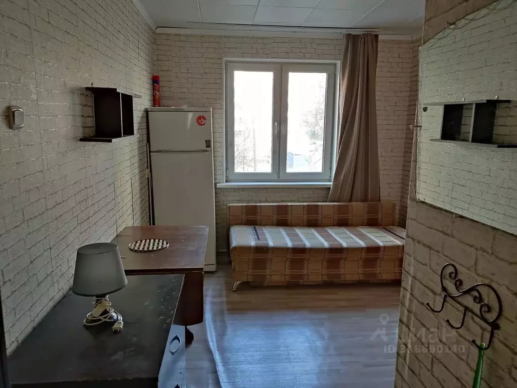 Комната Свердловская область, Екатеринбург ул. Красина, 5 (12.0 м) - Фото 0
