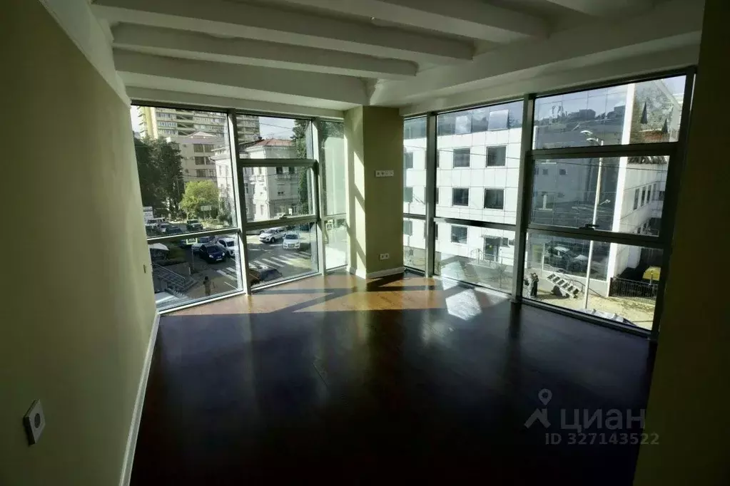 Офис в Краснодарский край, Сочи Центральный мкр, ул. Навагинская, 13к1 ... - Фото 2