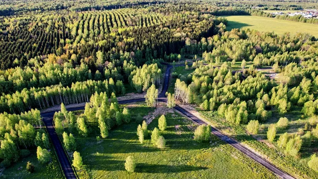 Участок в Московская область, Сергиево-Посадский городской округ, д. ... - Фото 0