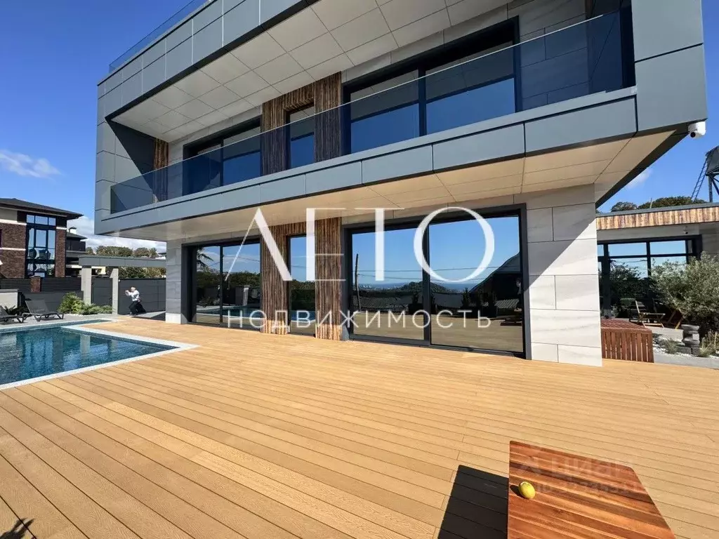 Дом в Краснодарский край, Сочи Кутаисская ул., 12К (294 м) - Фото 1