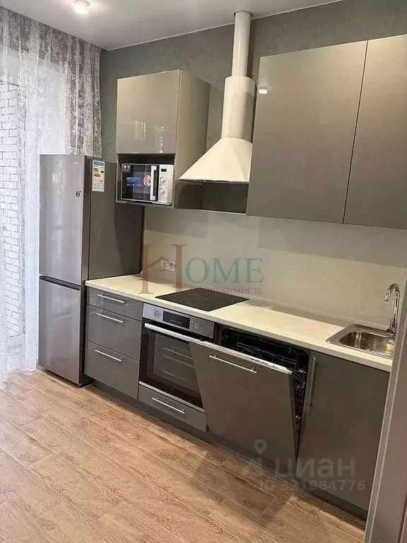 2-к кв. Новосибирская область, Новосибирск Комсомольский просп., 6 ... - Фото 0