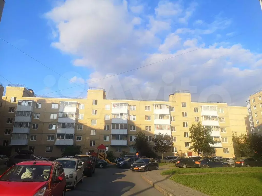 Комната 15,7 м в 3-к., 2/5 эт. - Фото 0