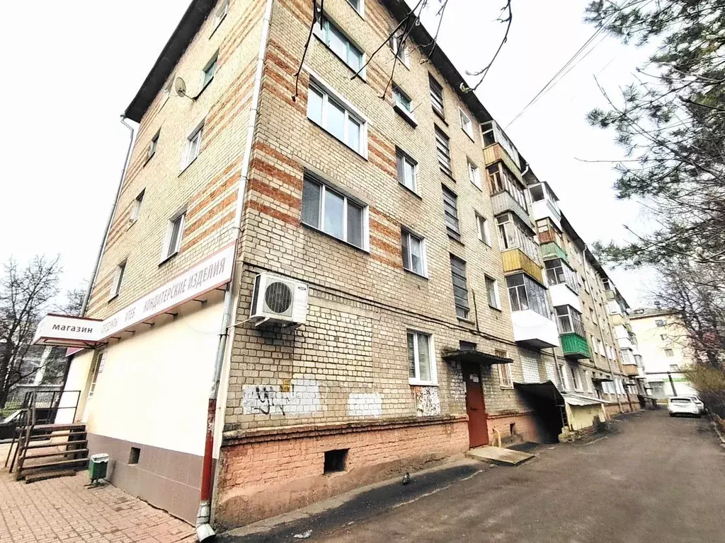 3-к. квартира, 56 м, 4/5 эт. - Фото 0