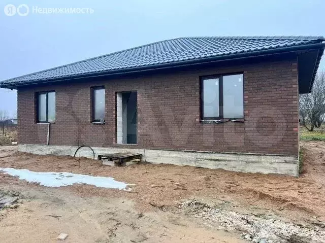 Дом в Смоленский муниципальный округ, деревня Быльники (120 м) - Фото 1