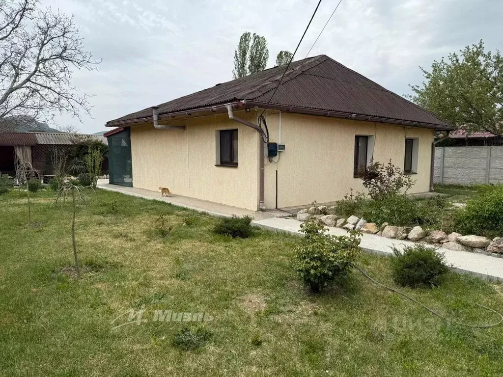Дом в Севастополь с. Орлиное, ул. Предгорная, 15 (93 м) - Фото 0