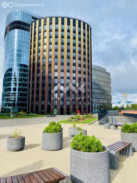 4-комнатная квартира: Санкт-Петербург, Перевозный переулок, 4 (207 м) - Фото 1