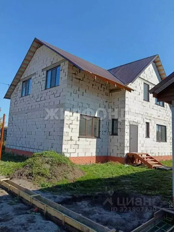Дом в Новосибирская область, Ордынское рп ул. Строительная (214 м) - Фото 0