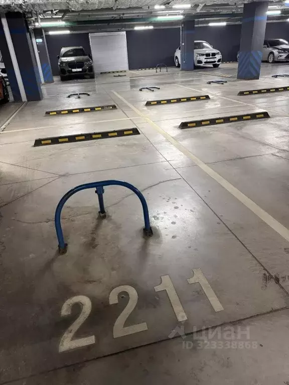 Гараж в Москва Гонконг корпус, Метрополия жилой комплекс (15 м) - Фото 1