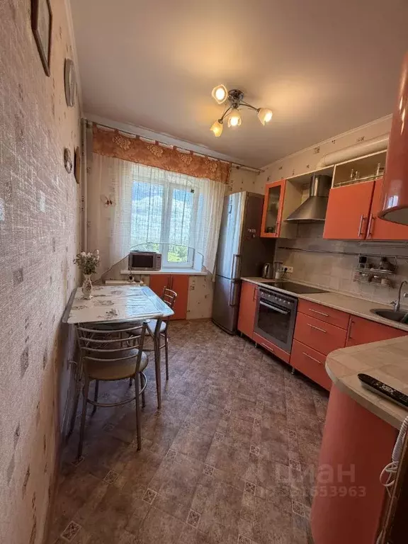 3-к кв. Псковская область, Великие Луки Гражданская ул., 17/18 (67.2 ... - Фото 2