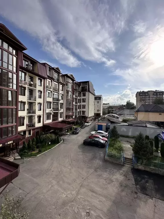 2-к. квартира, 70 м, 6/10 эт. - Фото 1