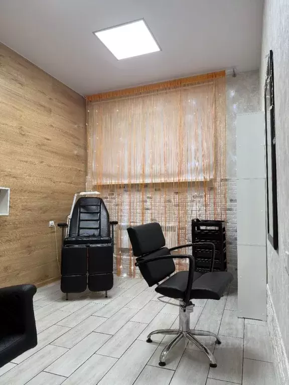 Помещение свободного назначения в Тверская область, Тверь Взлетная ... - Фото 1