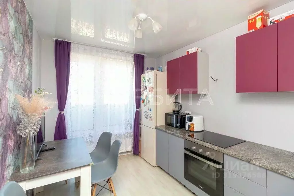 1-к кв. Тюменская область, Тюмень Велижанская ул., 66 (30.0 м) - Фото 0
