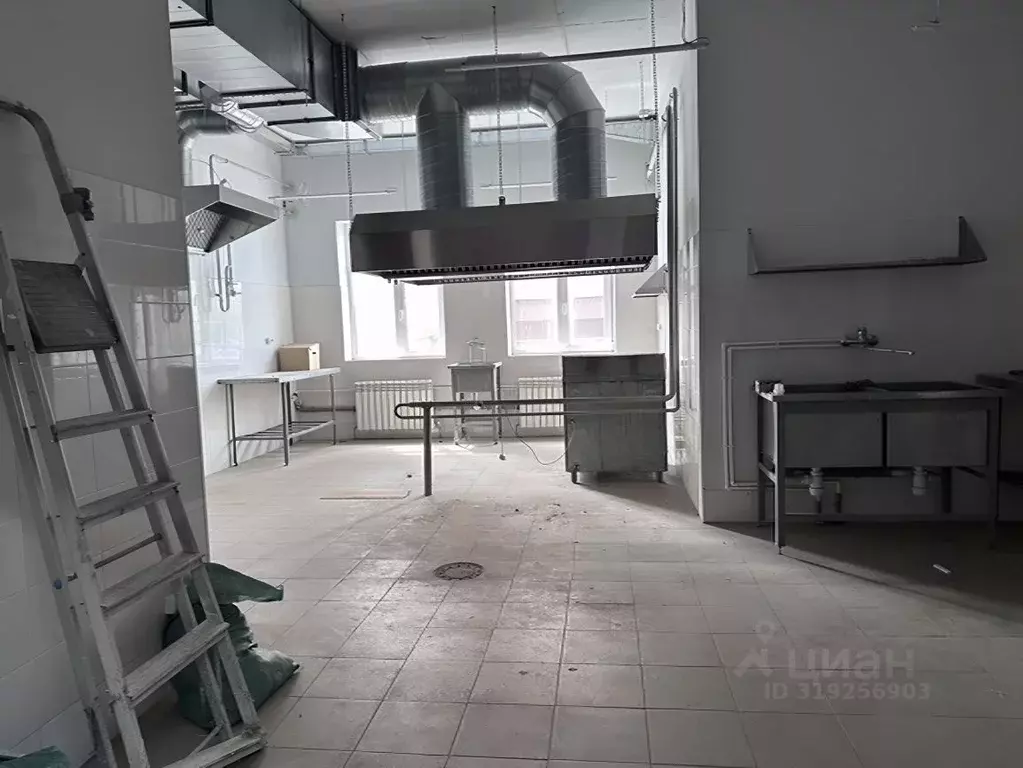 Помещение свободного назначения в Ростовская область, Батайск ... - Фото 0