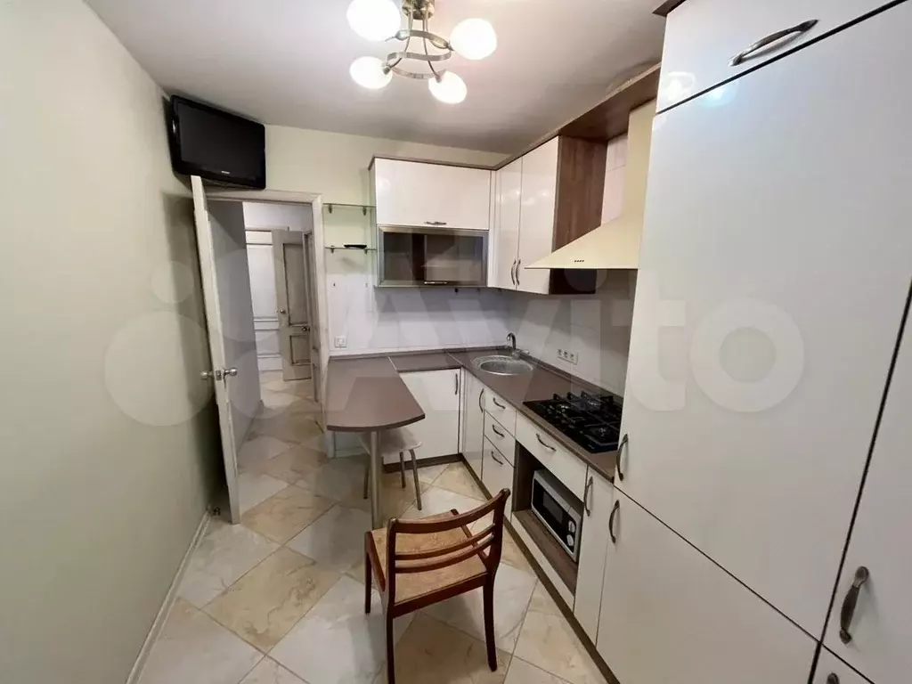 1-к. квартира, 40 м, 6/10 эт. - Фото 1