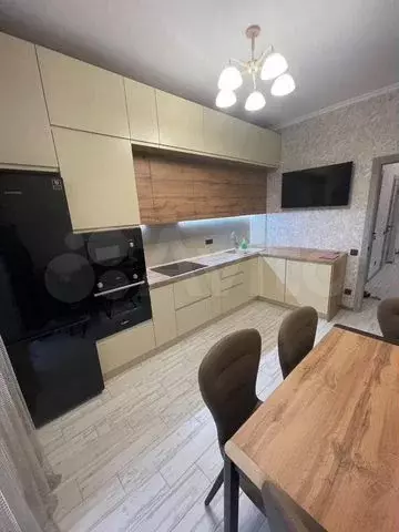 2-к. квартира, 67 м, 5/9 эт. - Фото 0