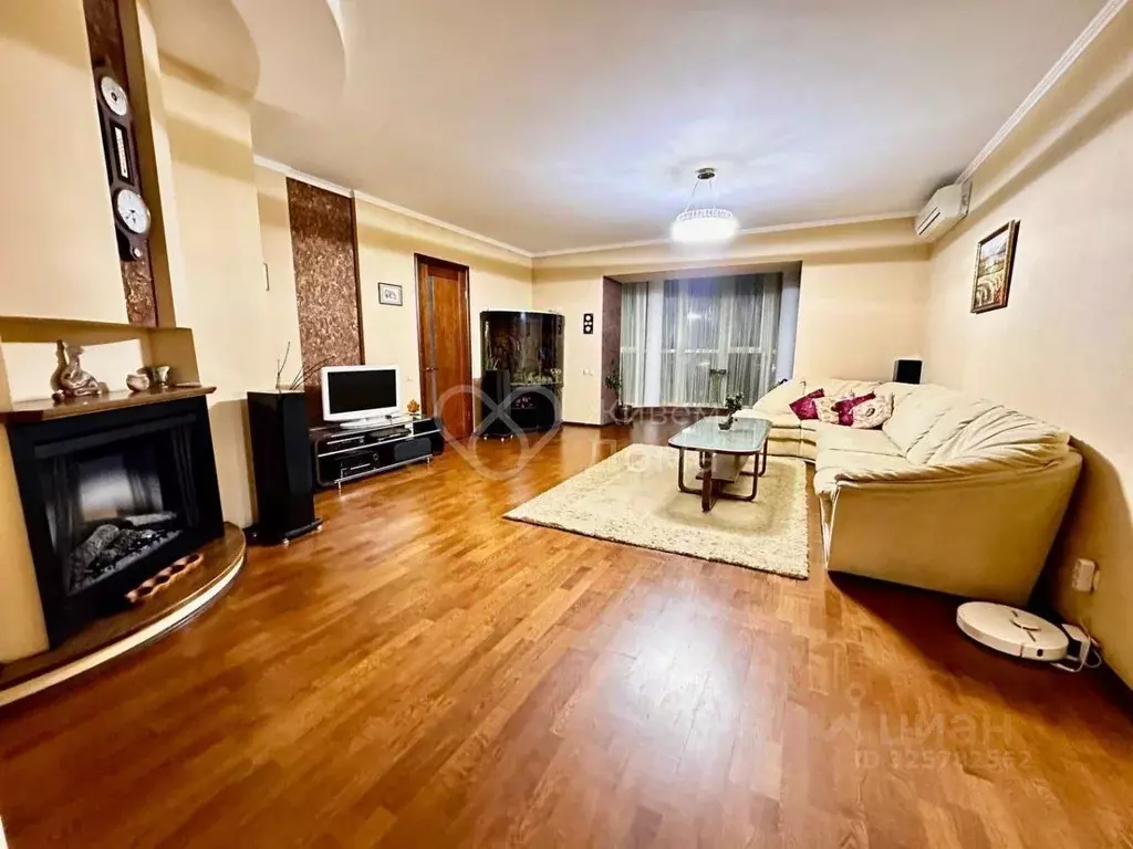 3-к кв. Волгоградская область, Волгоград Грушевская ул., 12 (147.1 м) - Фото 1