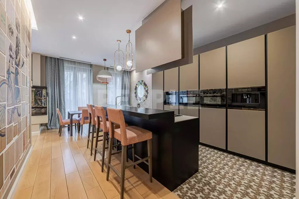 Таунхаус в Москва ул. Льва Толстого, 23к1 (217 м) - Фото 1