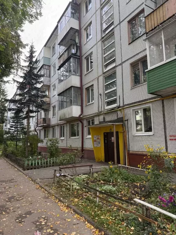 4-к кв. Брянская область, Брянск ул. Любезного, 3 (57.5 м) - Фото 0