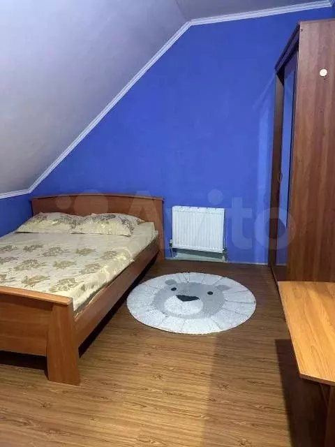 Комната 15 м в 4-к., 3/3 эт. - Фото 0