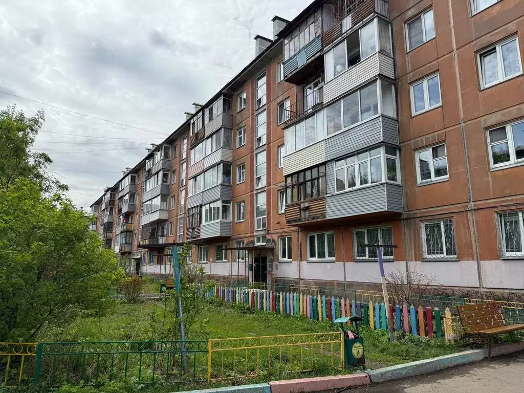 3-к кв. Красноярский край, Красноярск Транзитная ул., 38 (60.5 м) - Фото 0