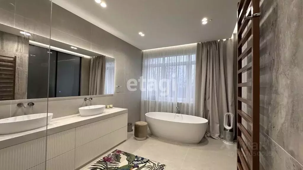 3-к кв. Калининградская область, Калининград ул. Тенистая Аллея, 42В ... - Фото 0